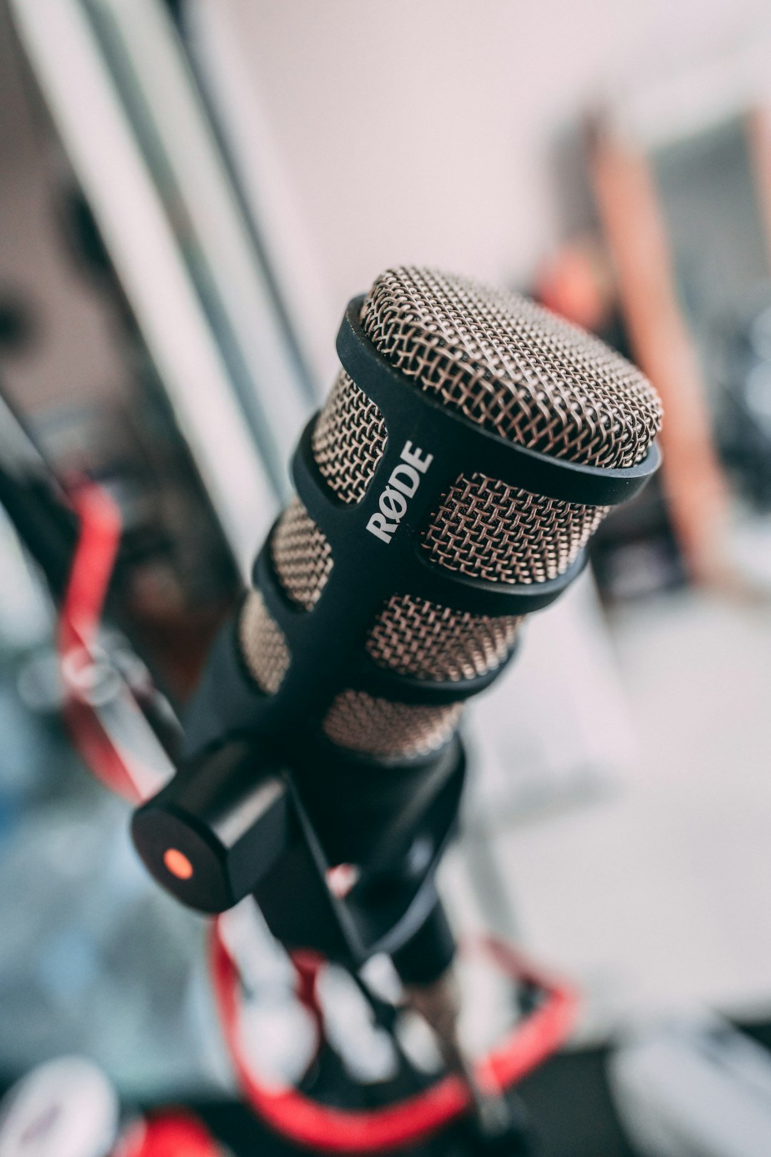 Rode PodMic dynamic podcast microphone